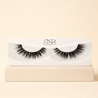 نورا بو عوض - رموش ثري دي A