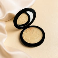 اضاءة وجه ميك اوفر قولد(301)