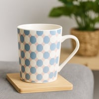 مج قهوة بطبعة مبتكرة بسيطة أبيض/أزرق/وردي