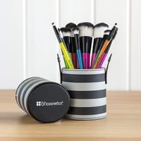 بي اتش - طقم فرش مكياج بوب ارت مكون من 10 قطع