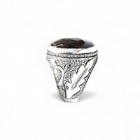 خاتم البرتاش بالعقيق الكبدي وبصياغة حجازية 001020