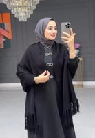 أسود