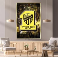 لوحة جدارية بشعار نادي الأهلي السعودي