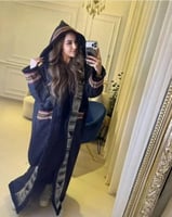 فروه نسائي أنيقة مع السدو