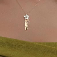 سلسال الوردة بشكل جديد مطلي بذهب