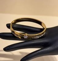 اساور ماركة كارتير معا خاتم