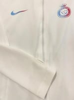 جاكيت النصر