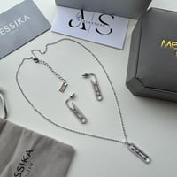 طقم مجوهرات فاخر من Messika Paris .