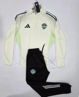 طقم سويتر الاهلي مع بنطلون