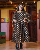 تنانير نسائي يوم التأسيس