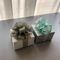 تغليف هديه بسيط وانيق