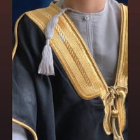 بشت اطفال بتصميم كلاسيكي وأنيق