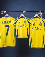 تيشيرت مستوحى من تيشرت نادي النصر الرسمي الجديد ال...