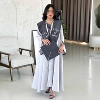 عبايات تخرج لون رمادي