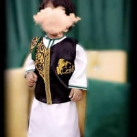 سديري اطفال باللون الأسود مطرزه باللون الذهبي