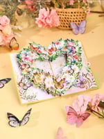 بطاقة اهداء 3D - ورود وفراشات على شكل قلب