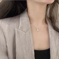 سلسال قلب ذهبي رقيق