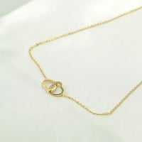 سلسال القلبين المتشابكة