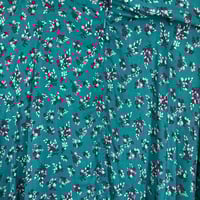 ريحانة – شرشف صلاة قطن بارد بسحاب أمامي باللون الأ...