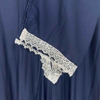 جُمان – شرشف صلاة بسحاب باللون الكحلي الملكي بدانت...