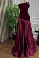 فستان سهرة عودي طويل