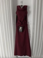 فستان سهرة باربي خمري بربطة خصر أنثوية