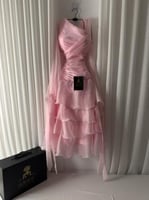فستان وردي تل كلوش