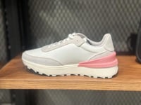 حذاء نسائي من تومي جينز