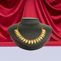 خناقِ ذهب عيار 21 الوزن 6.65 جم