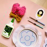 عدة إبرة النفاش (شكل وردة)