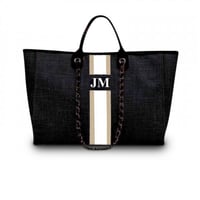 شنطة ناڤا كبير-اسود ( تخصيص الحروف )