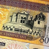 الدومينيكان فية 50 بيزو أنسر