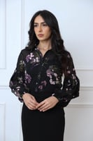 بلوزة بأكمام فانوسيه