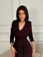 فستان طويل بلمعه