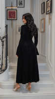 فستان مخملي اسود ناعم بلمعه حريرية خفيفة