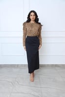 بلوزة بطابع نمري