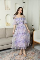 فستان شييفون بطابع مورد -