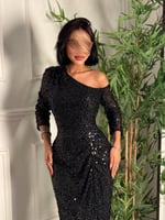 فستان سهرة اسود مزين بترتر