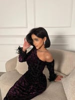 فستان بطابع تشجير مخمل