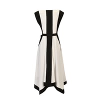 فستان ميدي أبيض وأسود غريس كريب