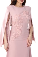 قفطان كريب ثقيل مزين بكشكشه من التل والتطريز