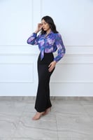 بلوزة شيفون مشجر