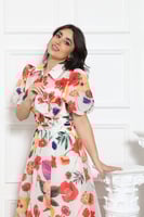 فستان بطابع الورود -