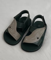 بشت وثوب مواليد مميز وفاخر بخامة روعة