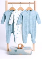 طقم مواليد أولاد 3 أفرولات قطنية مع بطانية ولعبة خ...