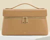 حقيبة يد من JW PEI