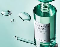 سكين1004 تي تريكا سيروم مهدئ بشجرة الشاي – 100 مل