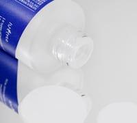 إيزنتري سيروم حمض الهيالورونيك لترطيب البشرة 50 مل