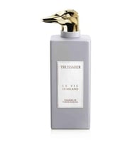 تروساردي لو في دي ميلانو ووكينغ إن بورتا فينيسيا ا...