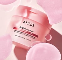 منظفات قطنية بخلاصة النياسيناميد 5% وحمض الترانكسا...